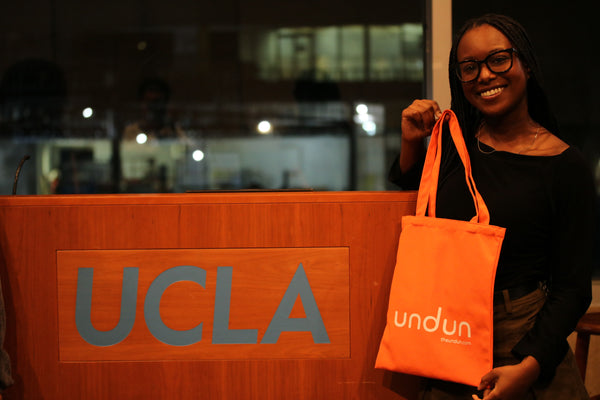 Student with undun tote at UCLA